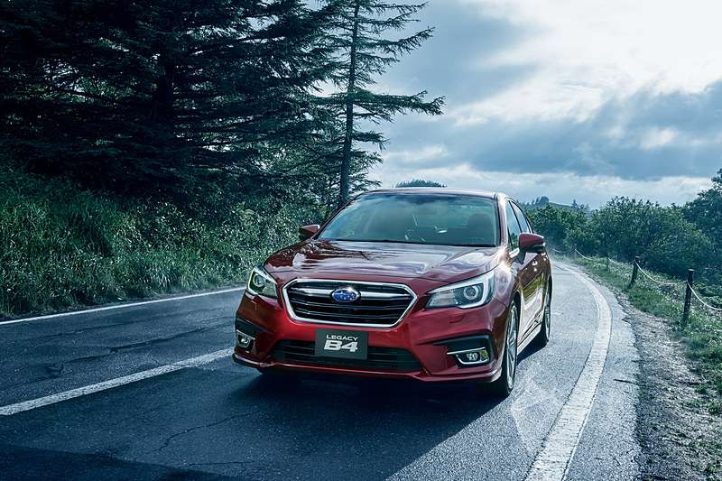 レガシィB4